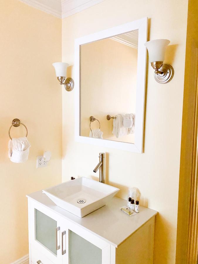 Authors Key West Guesthouse エクステリア 写真