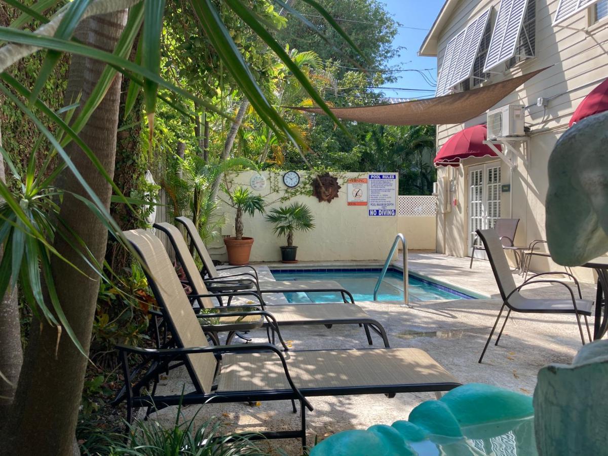 Authors Key West Guesthouse エクステリア 写真
