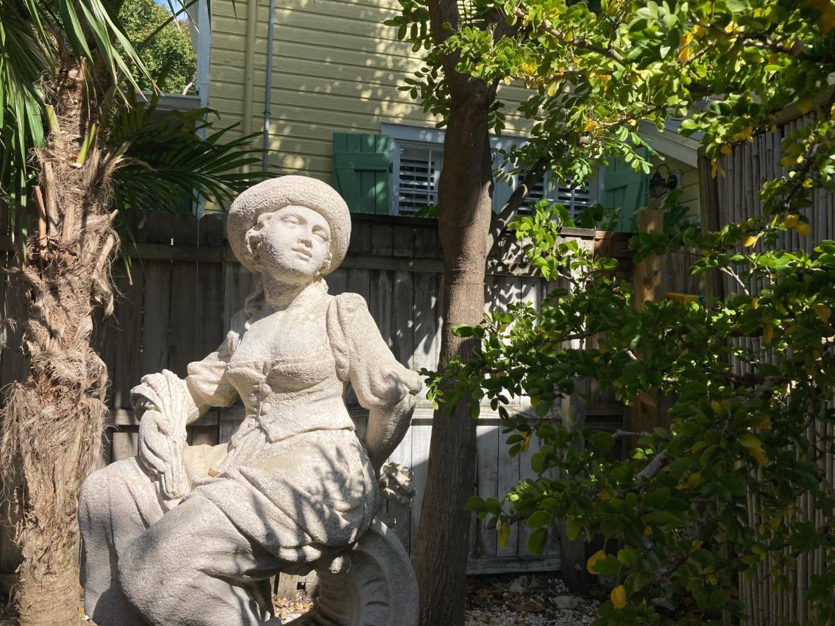 Authors Key West Guesthouse エクステリア 写真