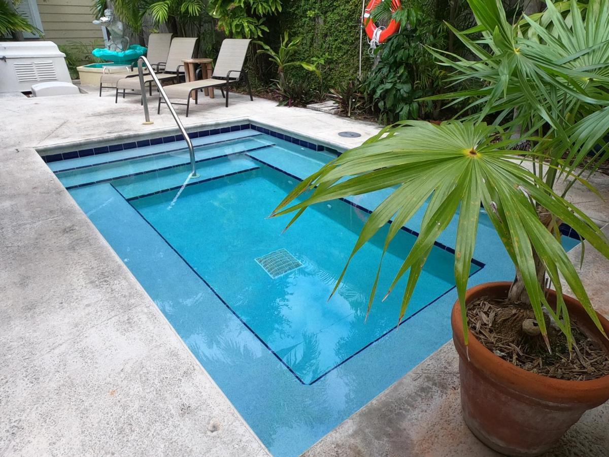Authors Key West Guesthouse エクステリア 写真